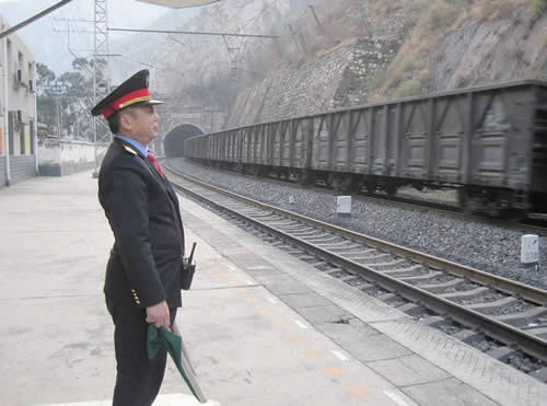 了解鐵路上的五大系統(tǒng)，車，機(jī)，工，電，輛崗位工作